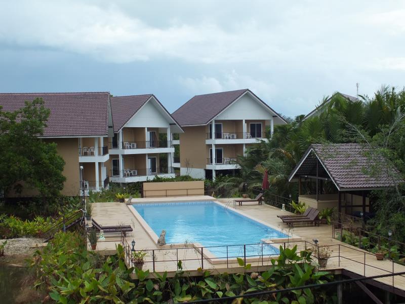 Water Palm Resort Talat Yai Exterior photo